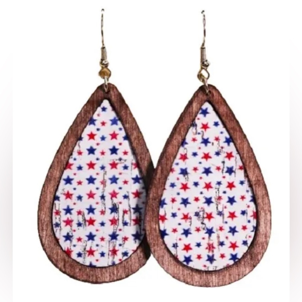 July 4th Earrings, Distressed Wooden Earrings, Blue and Red Stars Earrings